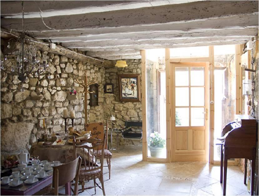 El Callejon De Andrese Loarre Kültér fotó